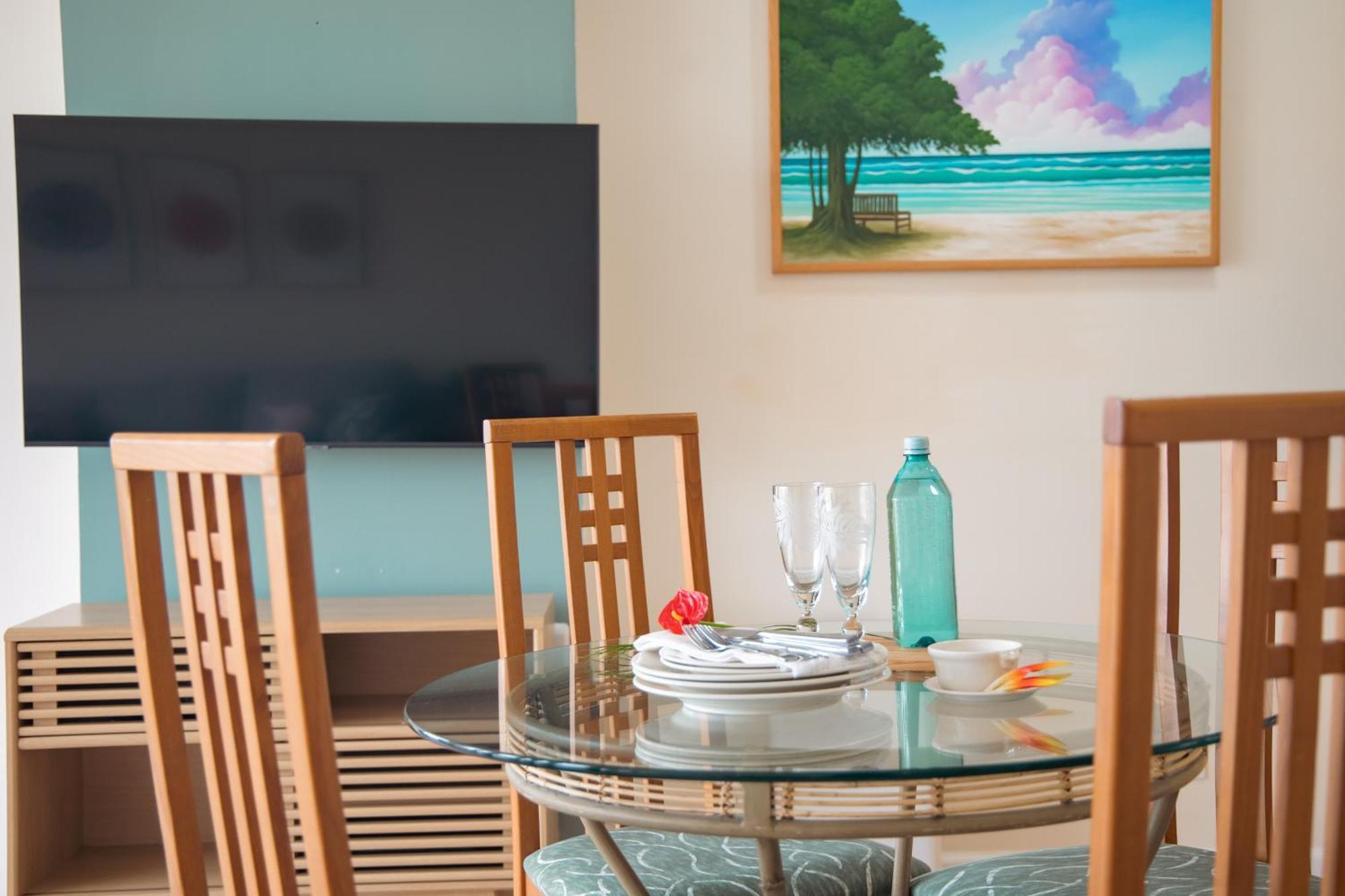 Apartment Free Parking Close To Waikiki Pool & Hot Tub Honolulu