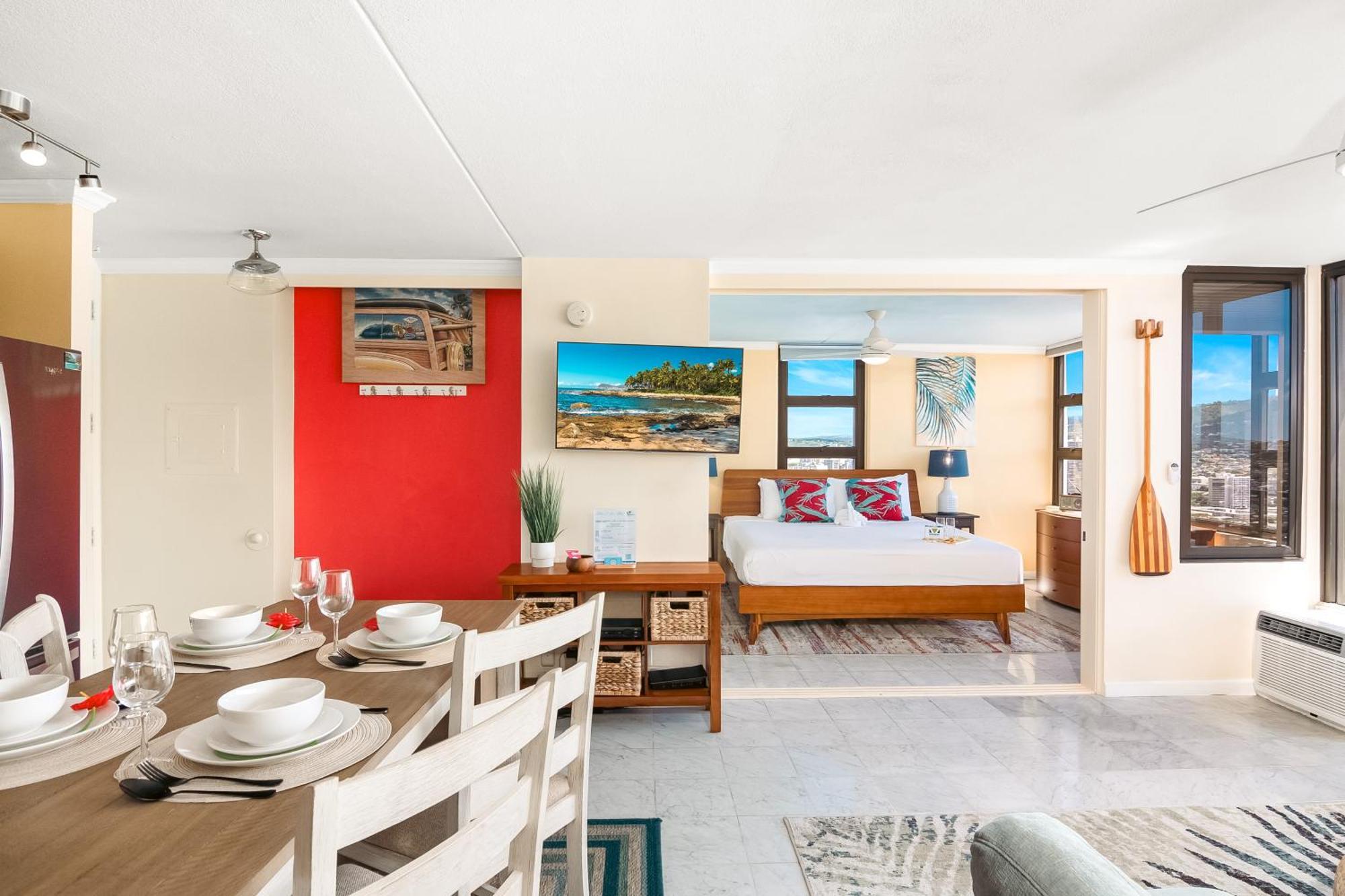 Apartment Stylish 1br With Mountain View & Free Parking!