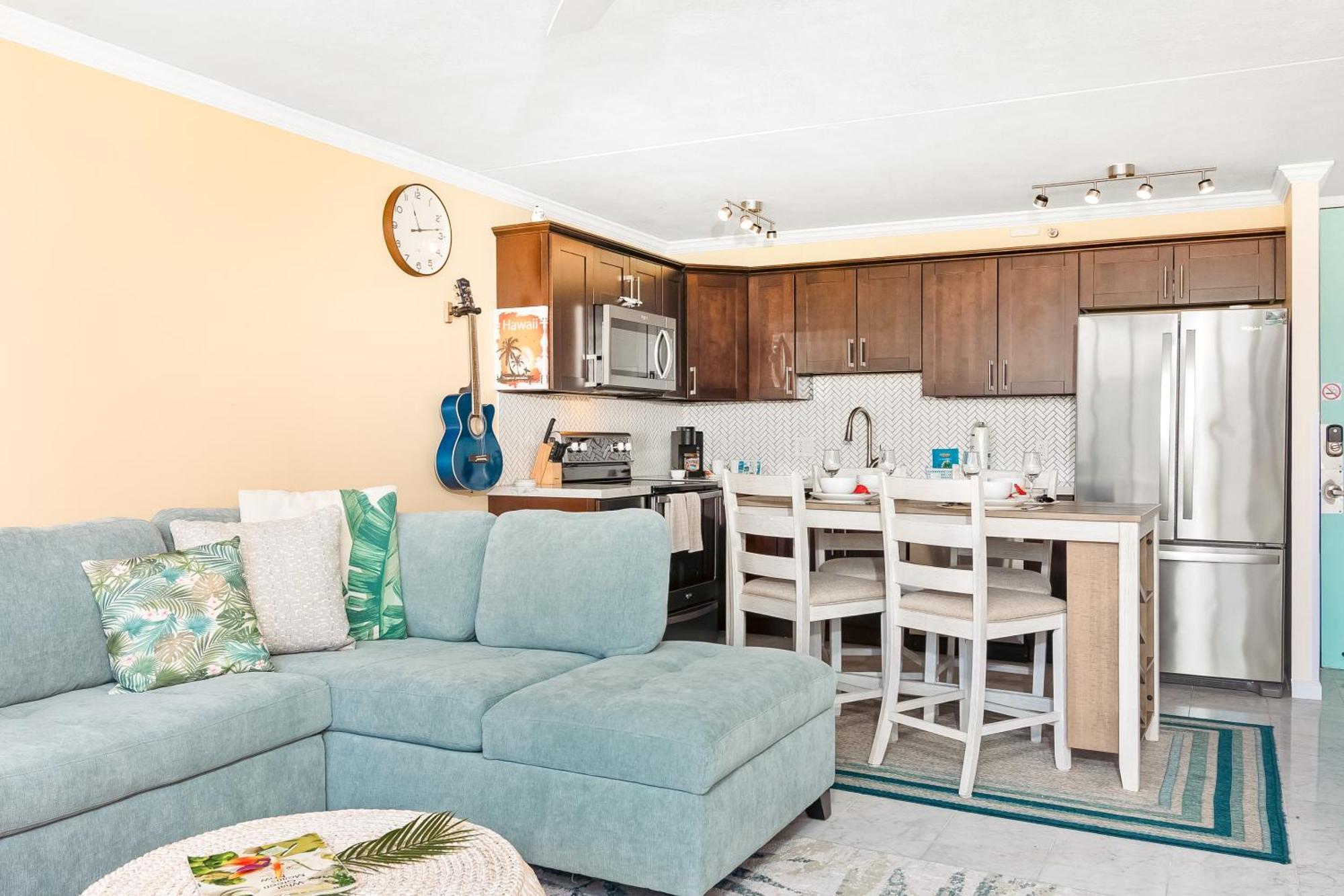 Stylish 1br With Mountain View & Free Parking! Honolulu