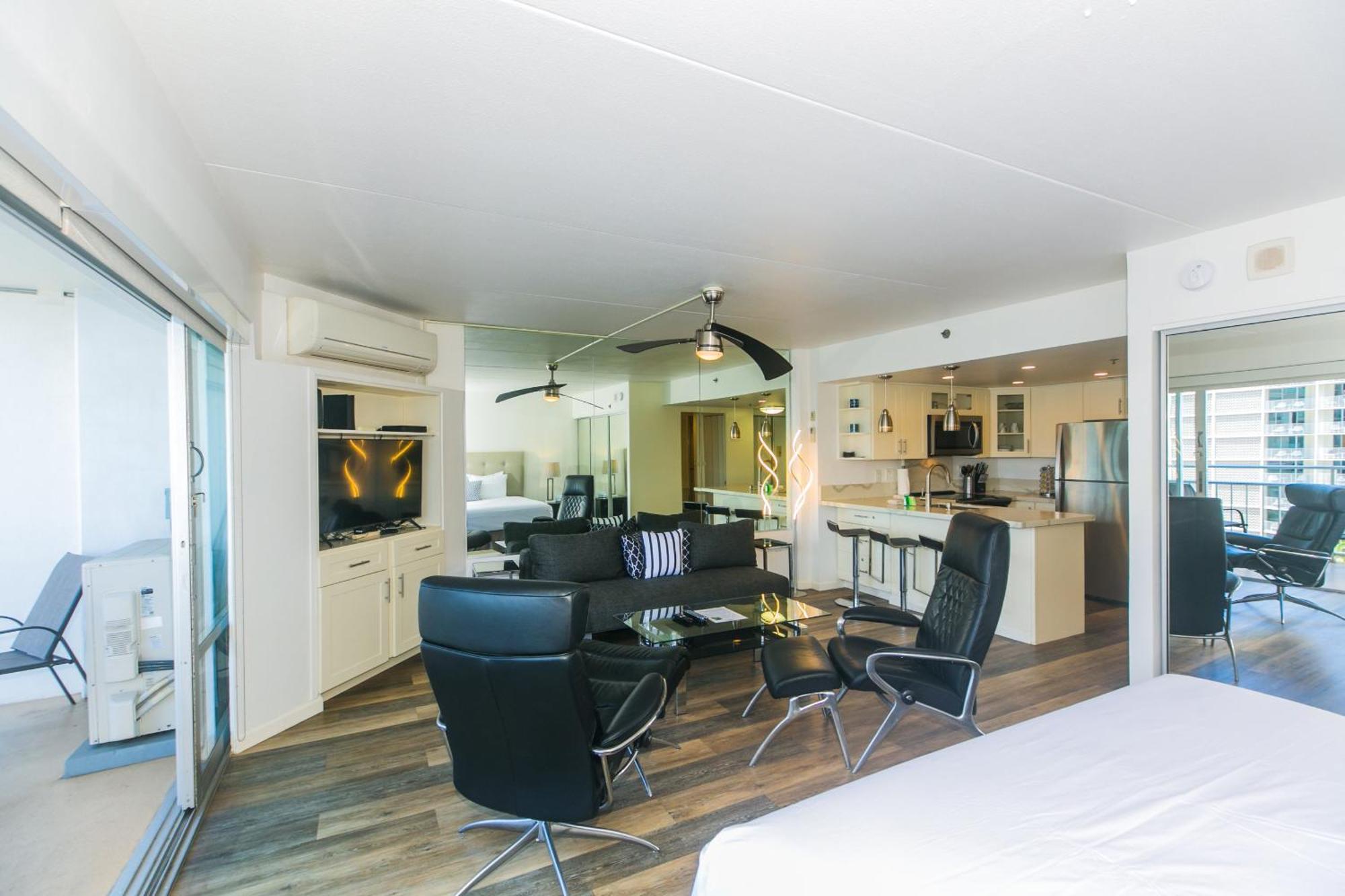 Apartment Ilikai Tower 1033 Yacht Harbor View 1br *