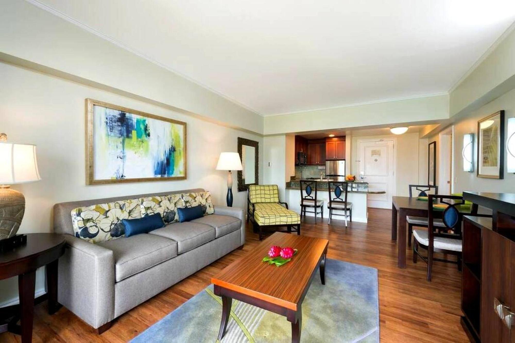 In House - Hgvc Hawaiian Village Spa, Hot Tub, Pool Guest house Honolulu