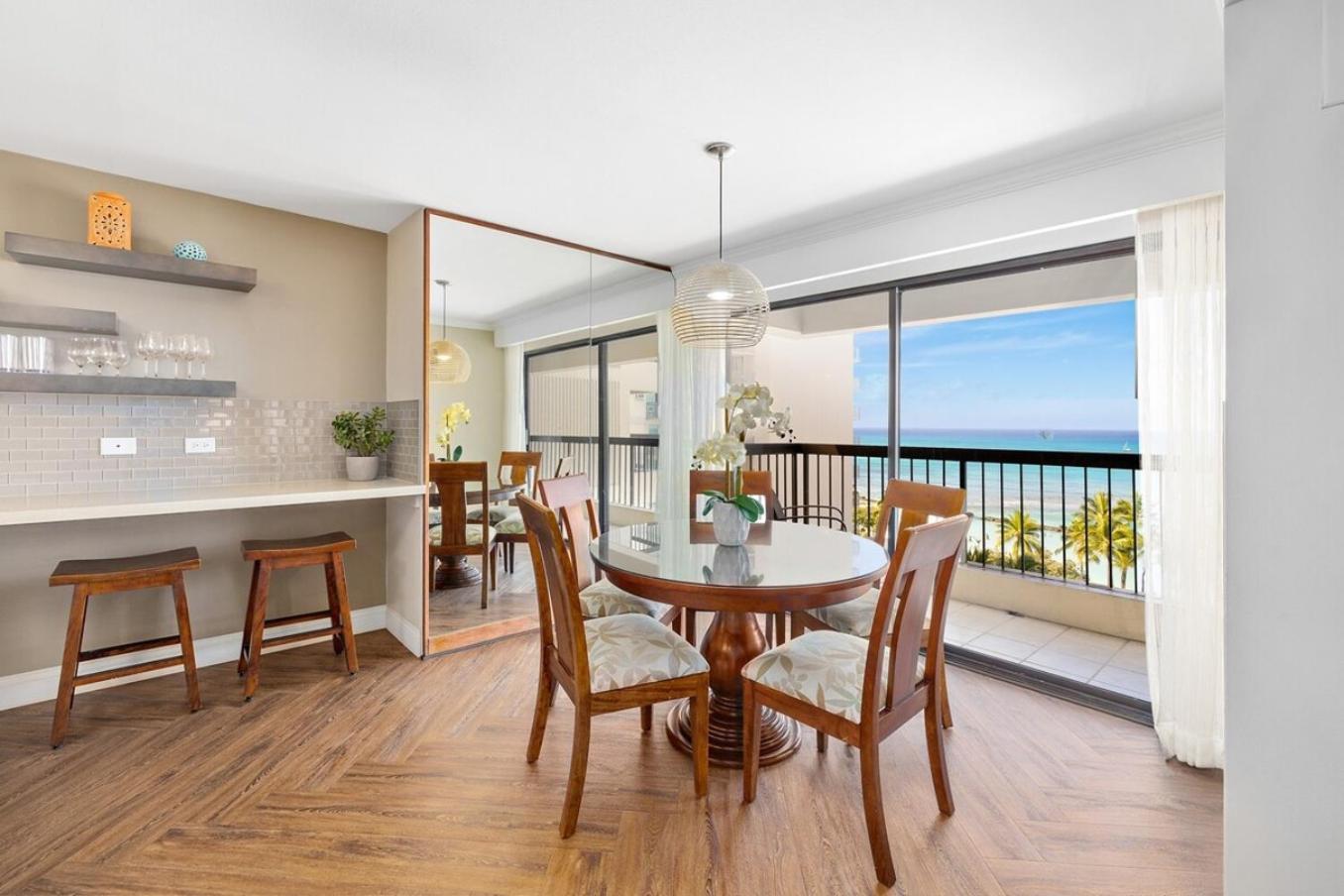 Semprose Waikiki Tower Apartment