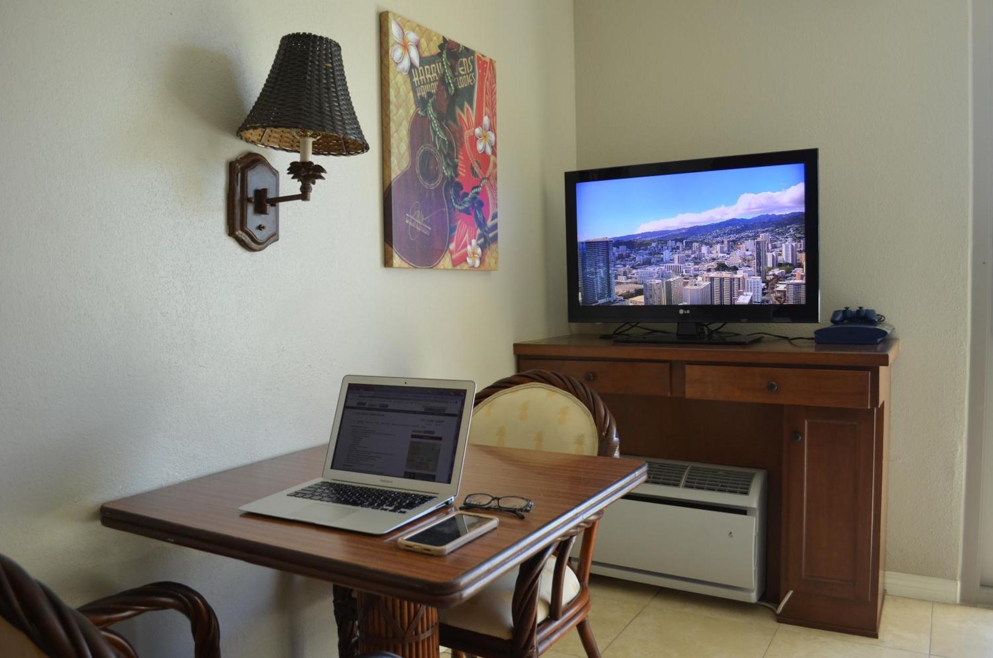 Hotel Luana Waikiki Unit - Free Parking No Other Fees Beyond Booking Sleeps Up To 4 3*