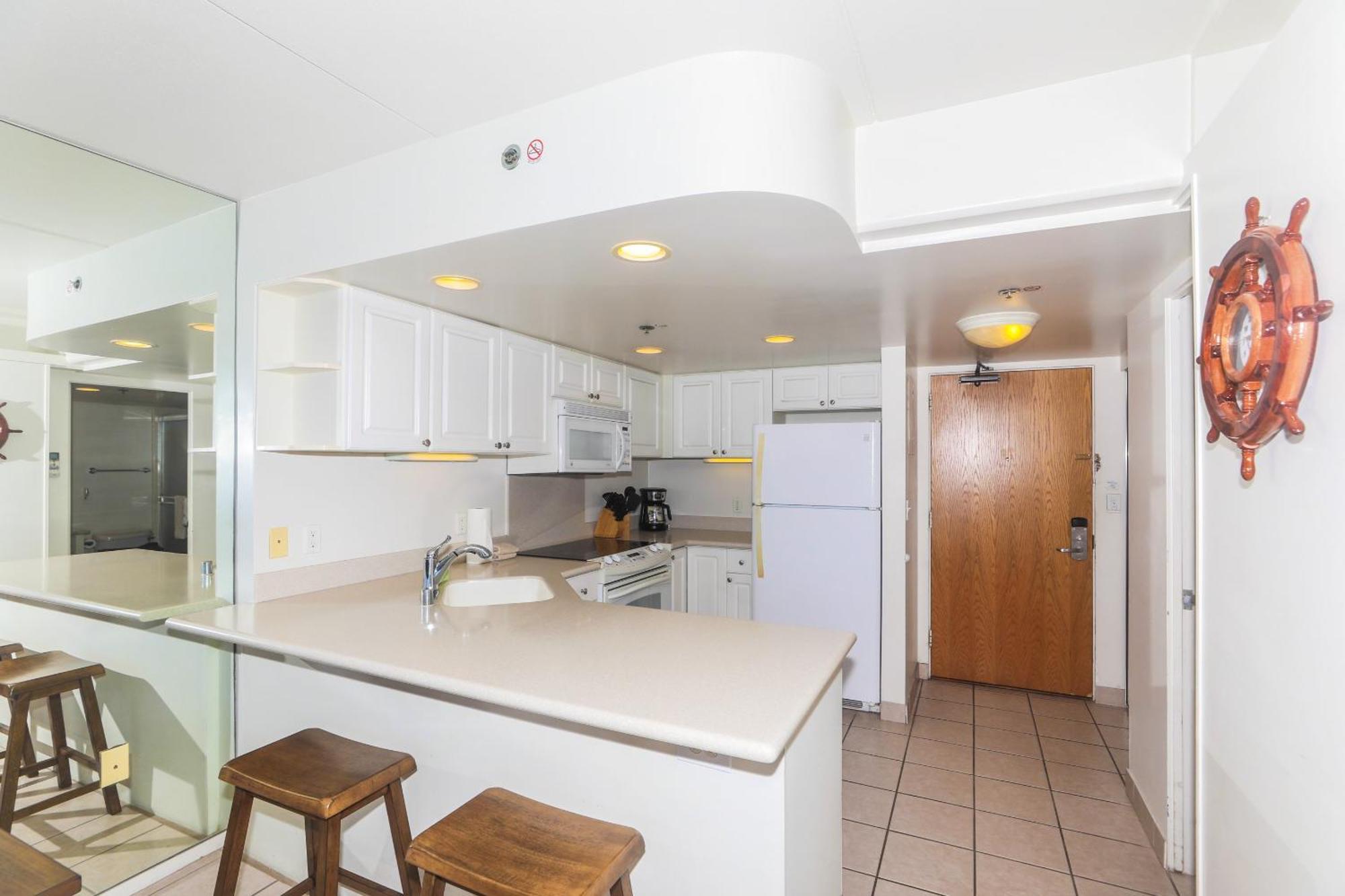 Ilikai Tower 1533 Yacht Harbor View 1br *