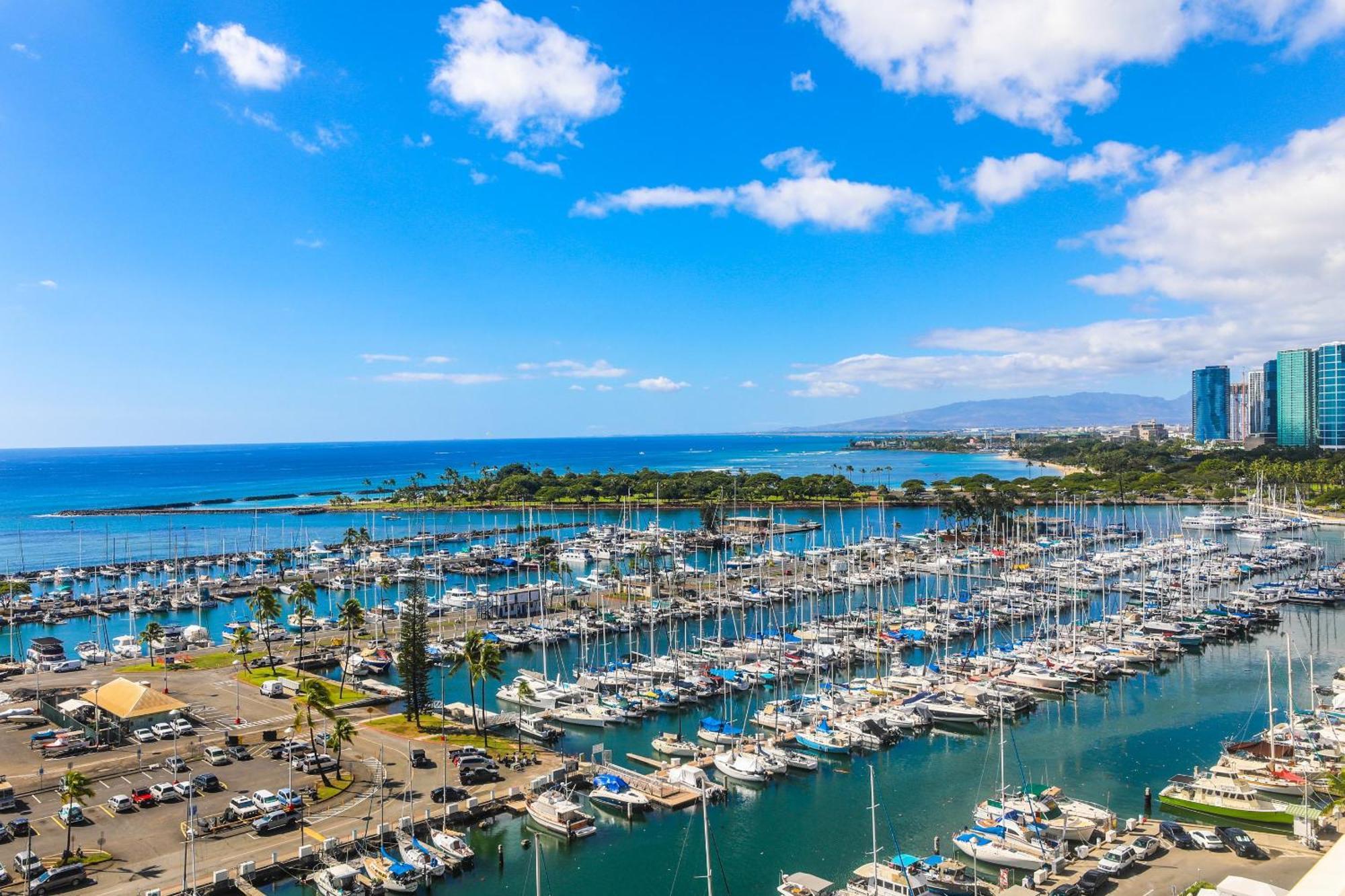 Ilikai Tower 1533 Yacht Harbor View 1br *