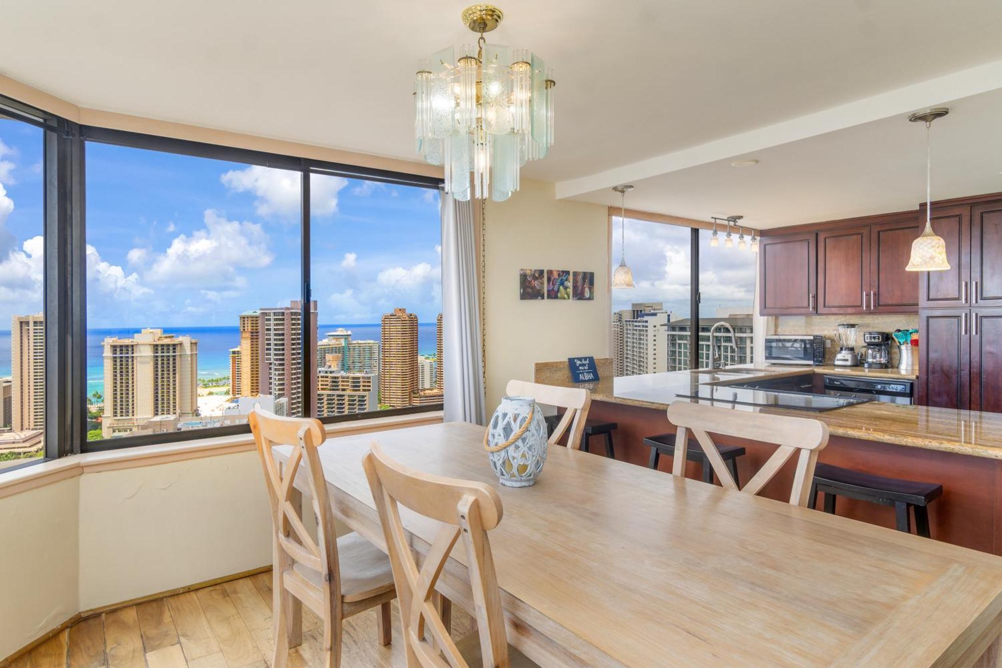 Apartment Hawaiian Monarch Penthouse 402