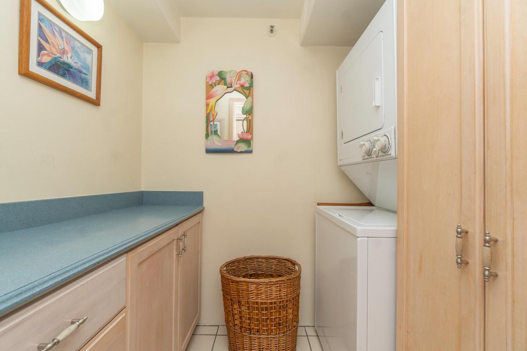Apartment Hawaiian Monarch Penthouse 402 *