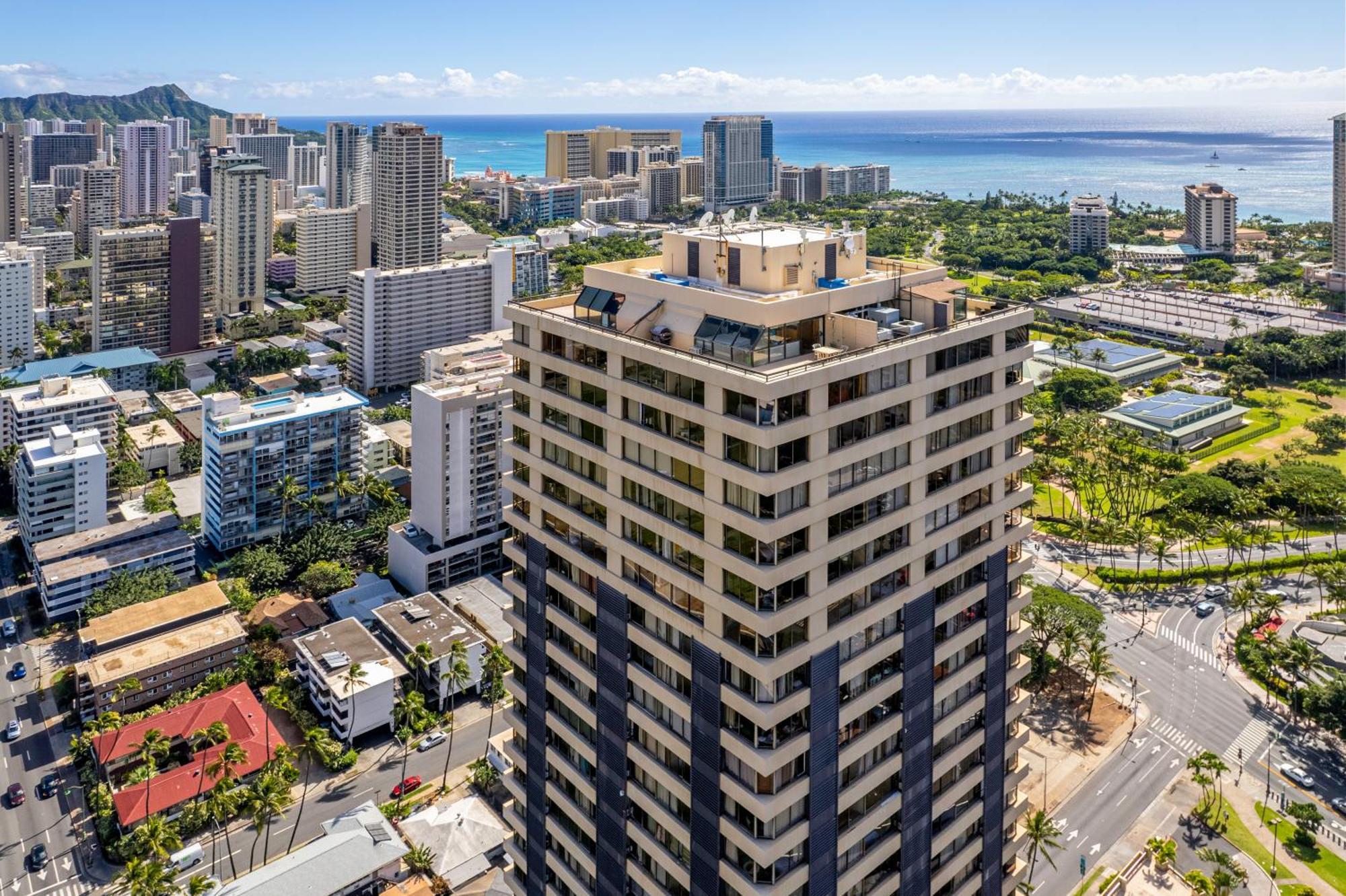 Hawaiian Monarch Penthouse 402