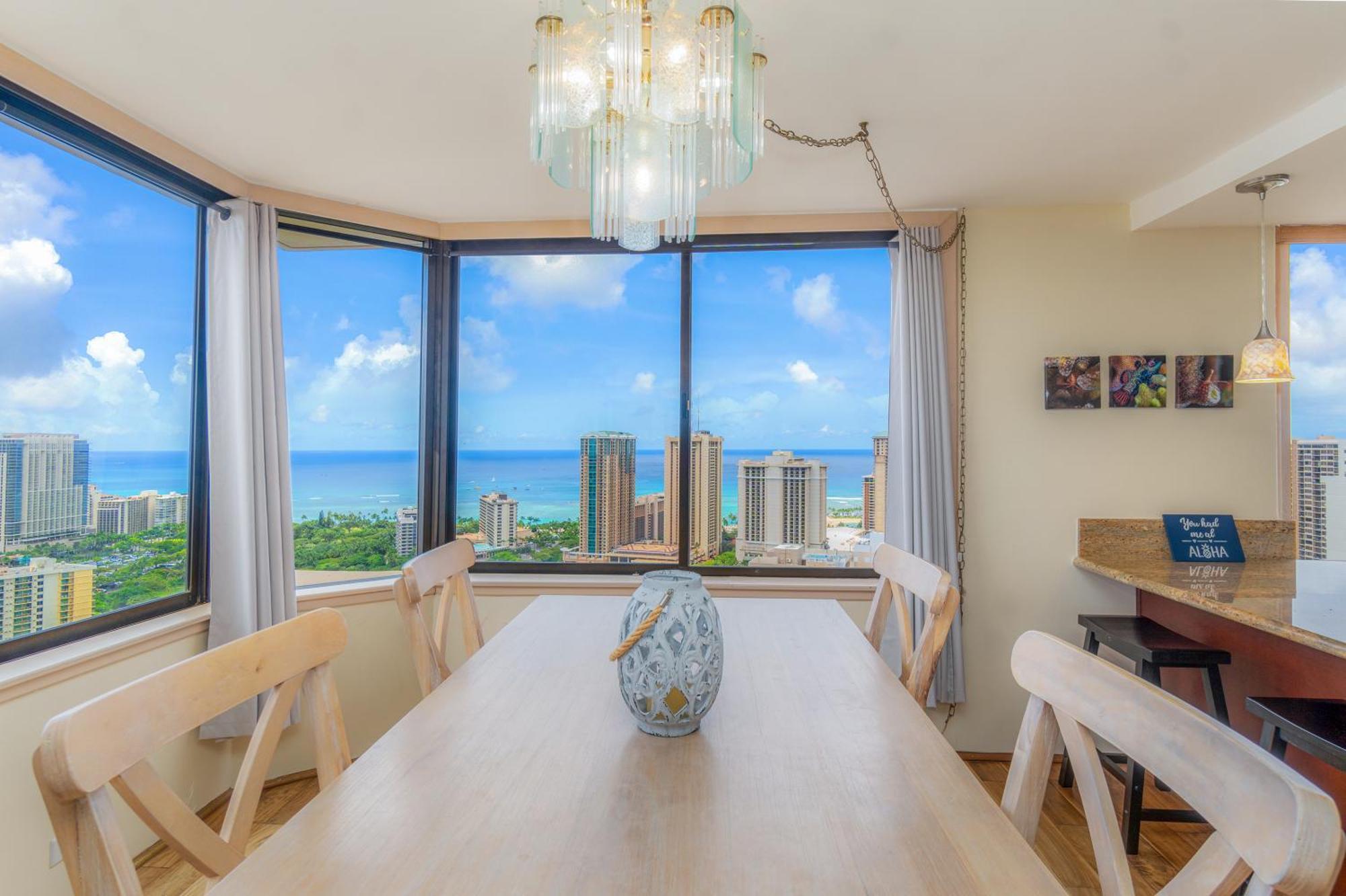 Apartment Hawaiian Monarch Penthouse 402 *