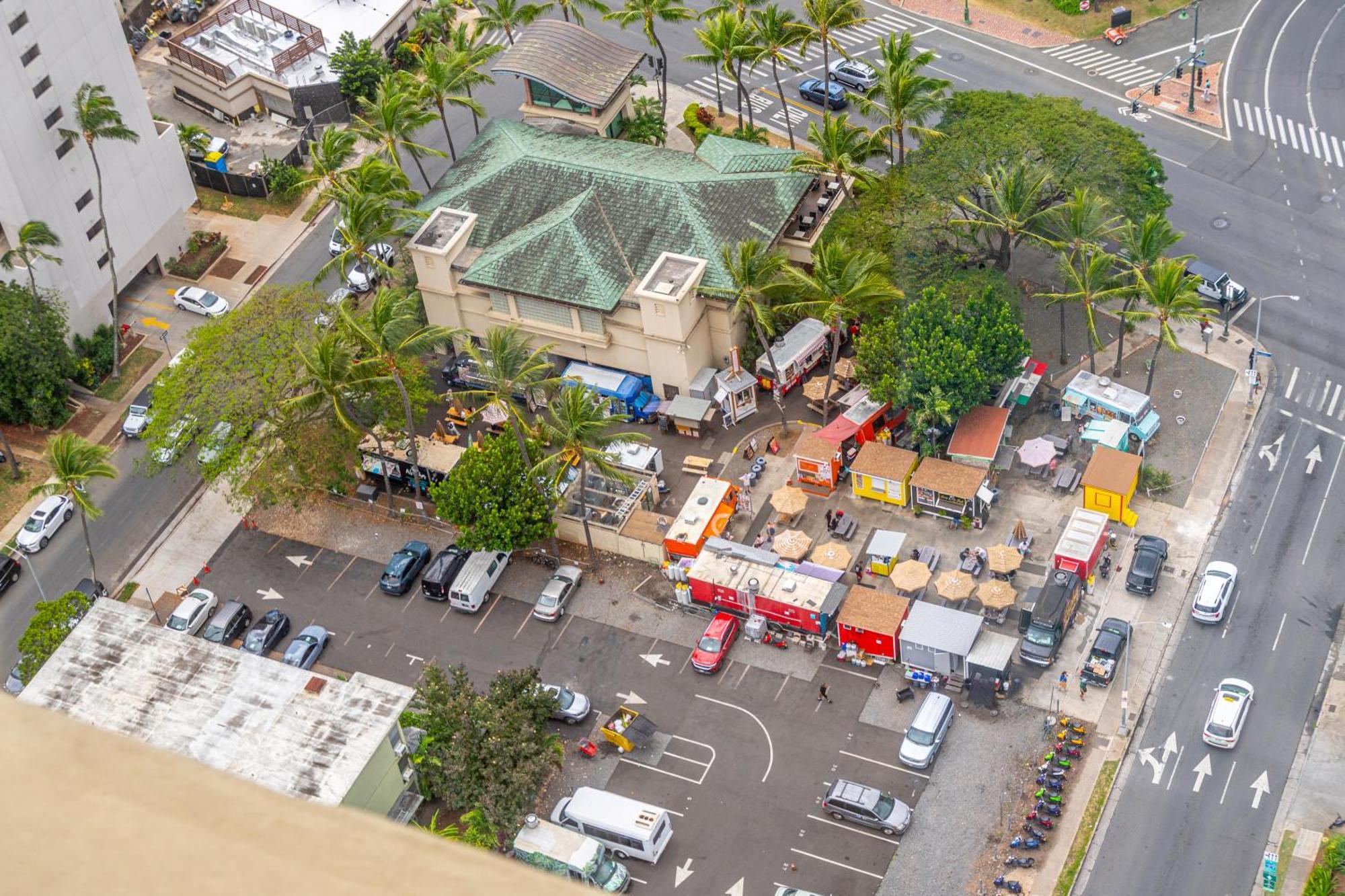 Hawaiian Monarch Penthouse 402 Apartment Honolulu