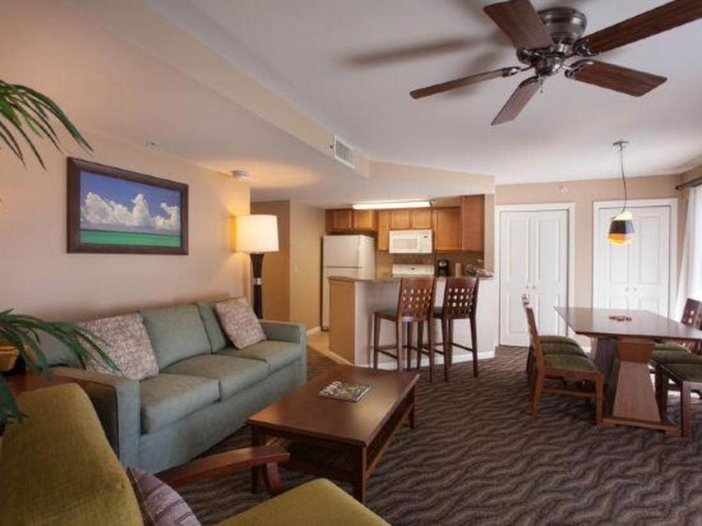 Club Wyndham At Waikiki Walk Hotel 3*