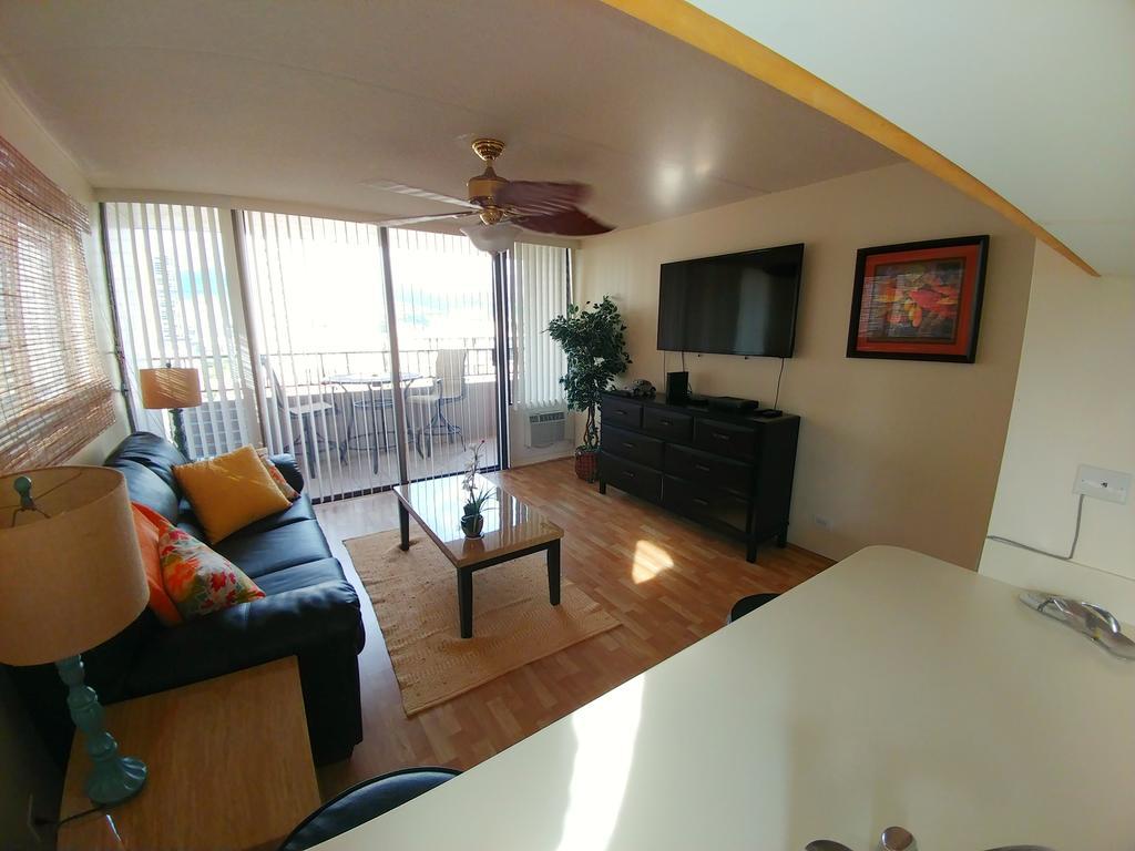 Royal Kuhio - Large 1 Bedroom Apartment Apartment