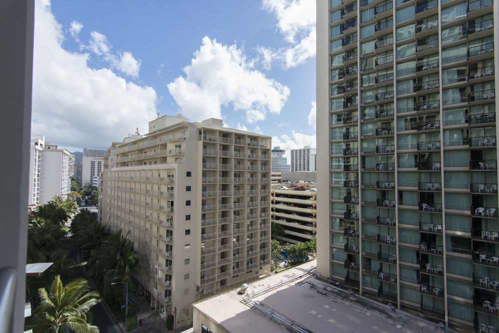 Resort Embassy By Hilton Waikiki Walk 4*