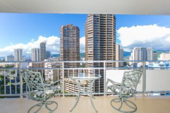 Marina Hawaii Vacations At The Ilikai Hotel Honolulu