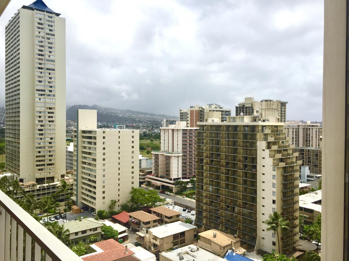 Marine Surf Waikiki 17th Floor