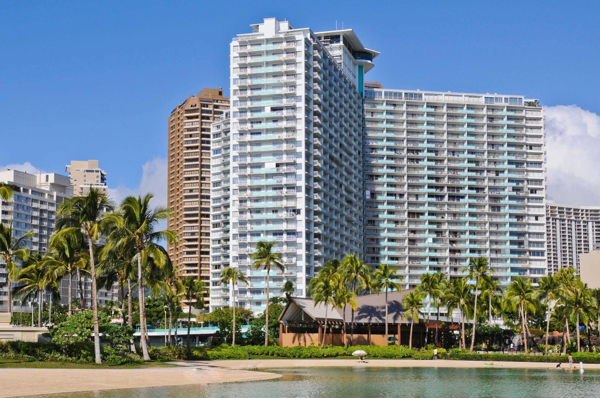 Marina Hawaii Vacations At The Ilikai Hotel Honolulu