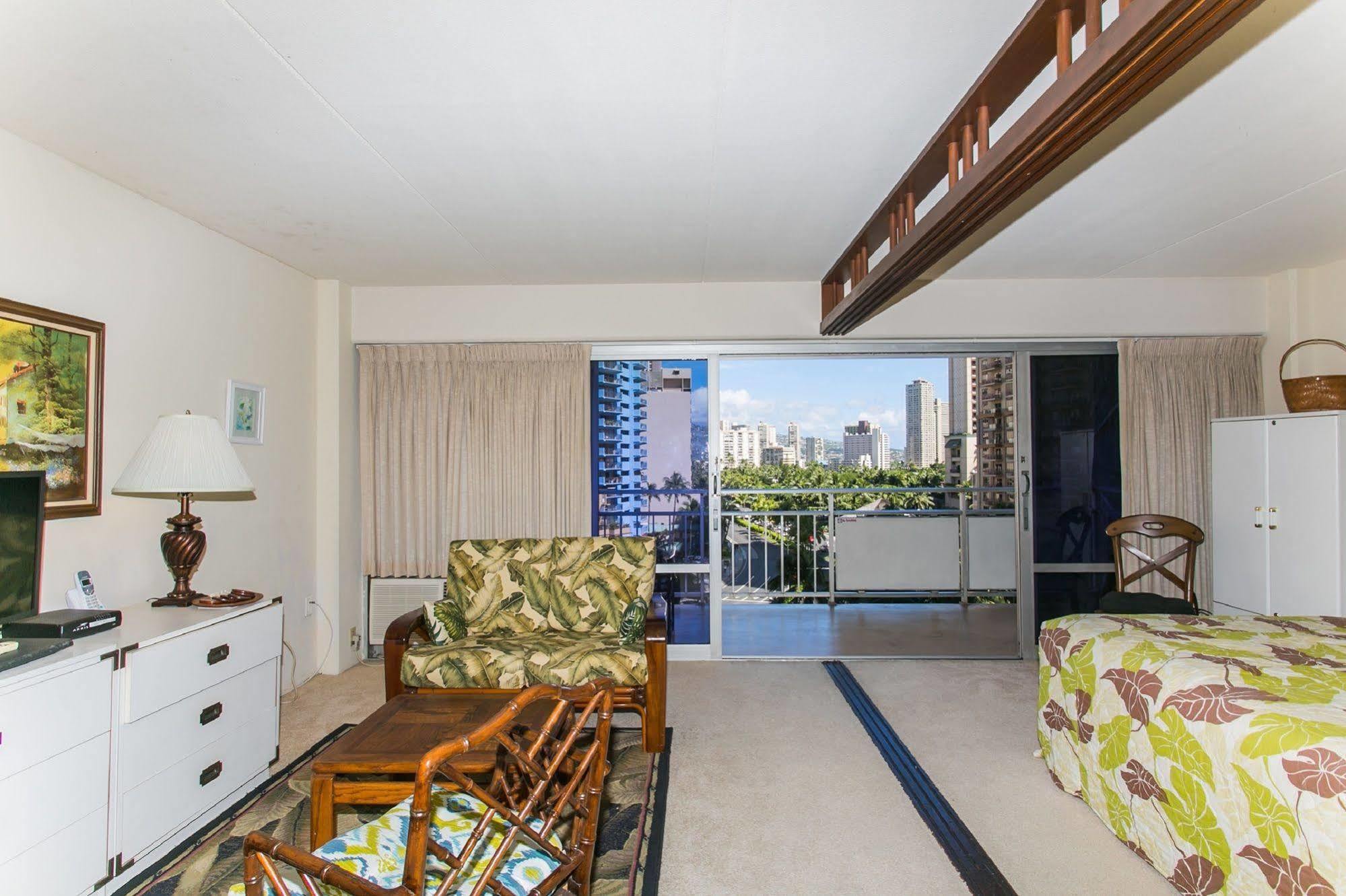 Marina Hawaii Vacations At The Ilikai Honolulu