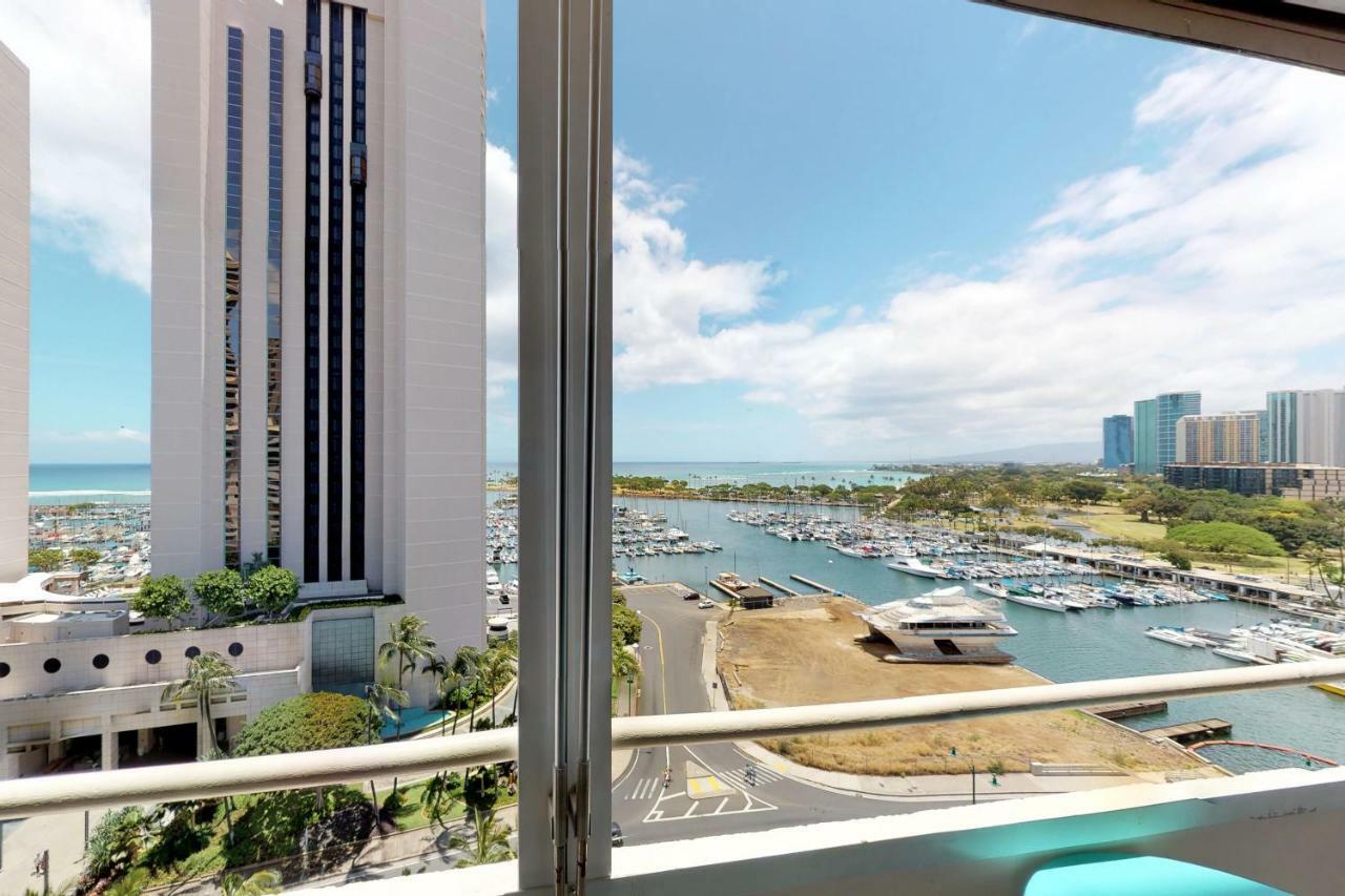 Harbor View Plaza #1203