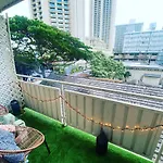 The Seashore Waikiki Studio Just A Block From The Beach No Resort Fees