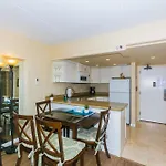 Ilikai Tower 1137 Yacht Harbor View 1Br