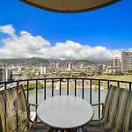 Waikiki Ocean Fantasy, Free Parking, Beach Supplies
