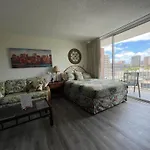 Tropical Studios At Marine Surf Waikiki - Free Parking - Best Location - Full Kitchen - Swimming Pool