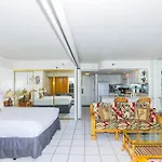 Ilikai Tower 405 City View 1Br