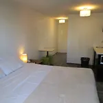 Waikiki Central Hotel - No Resort Fees