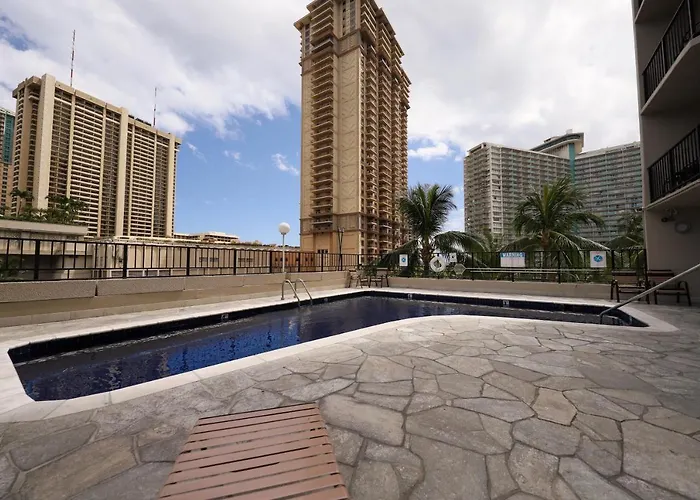Apartments At Palms Waikiki