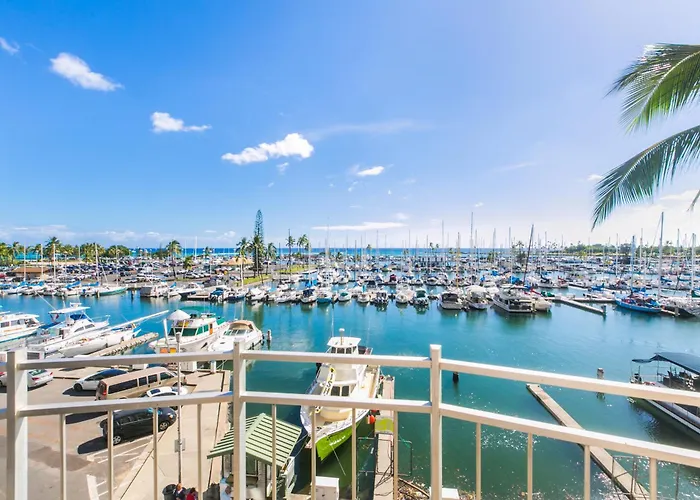 Ilikai Marina 480 Yacht Harbor View 1Br