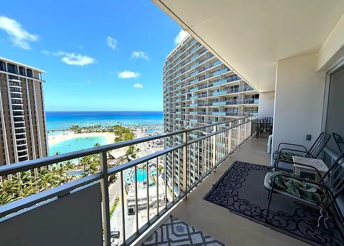 Ilikai Apt 1618 - Spacious 2Br 2Ba Unit With Stunning Ocean-Lagoon View