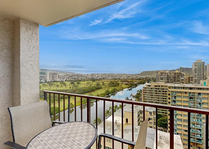 Honolulu Horizon Haven-30 Night Minimum