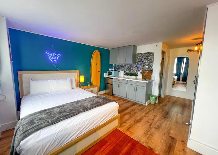 Magical Mountain View Escape Apts