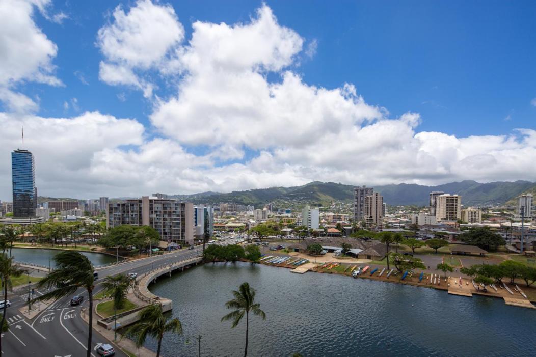 Modern Waikiki Sleek Aparthotel *