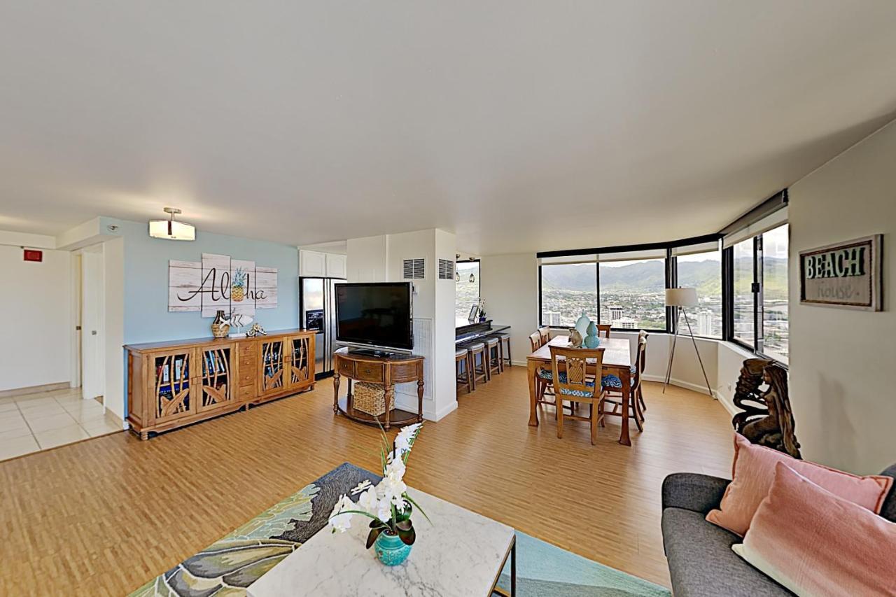 Hawaiian Monarch 203 Apartment