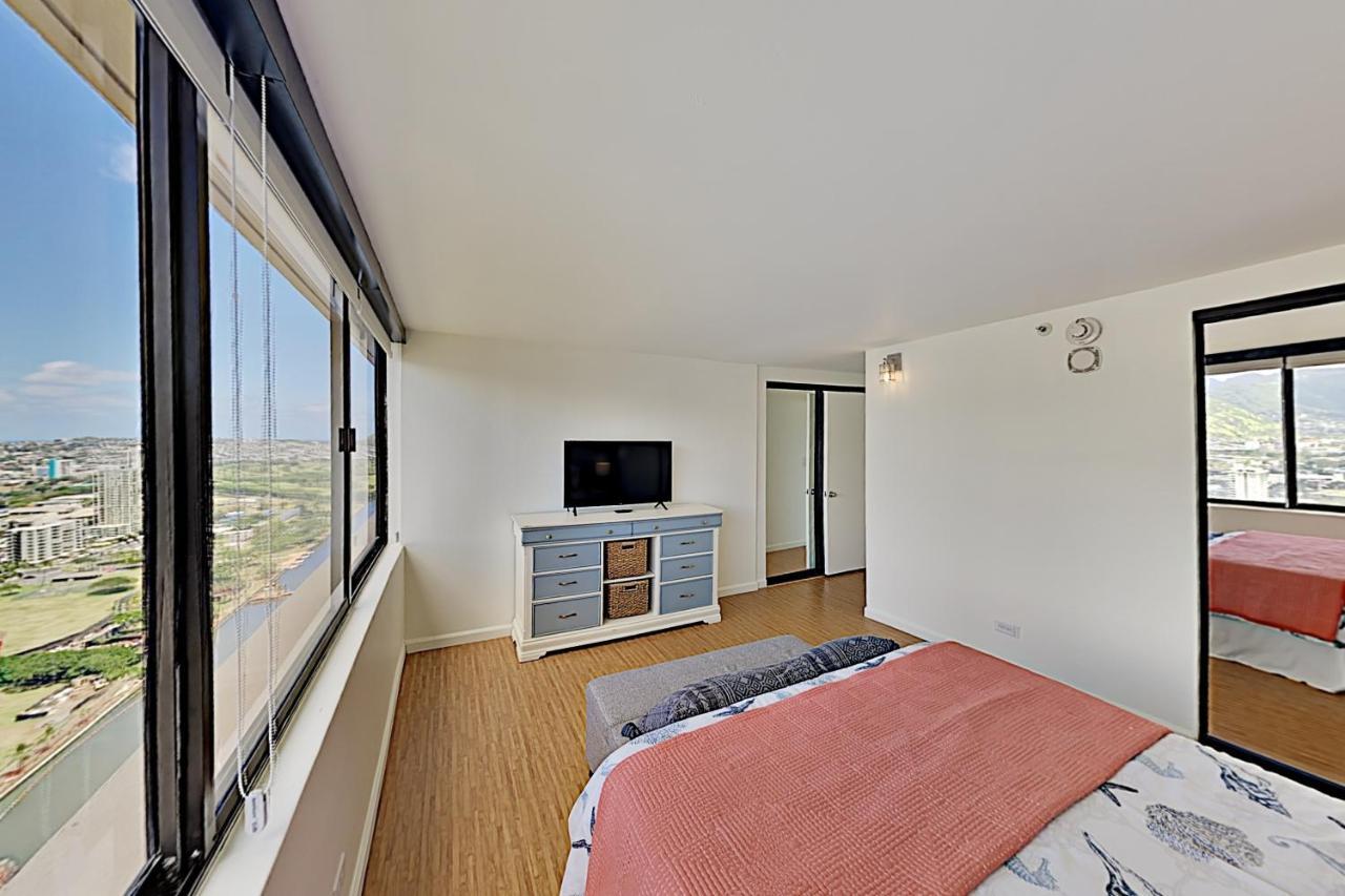 Apartment Hawaiian Monarch 203 *