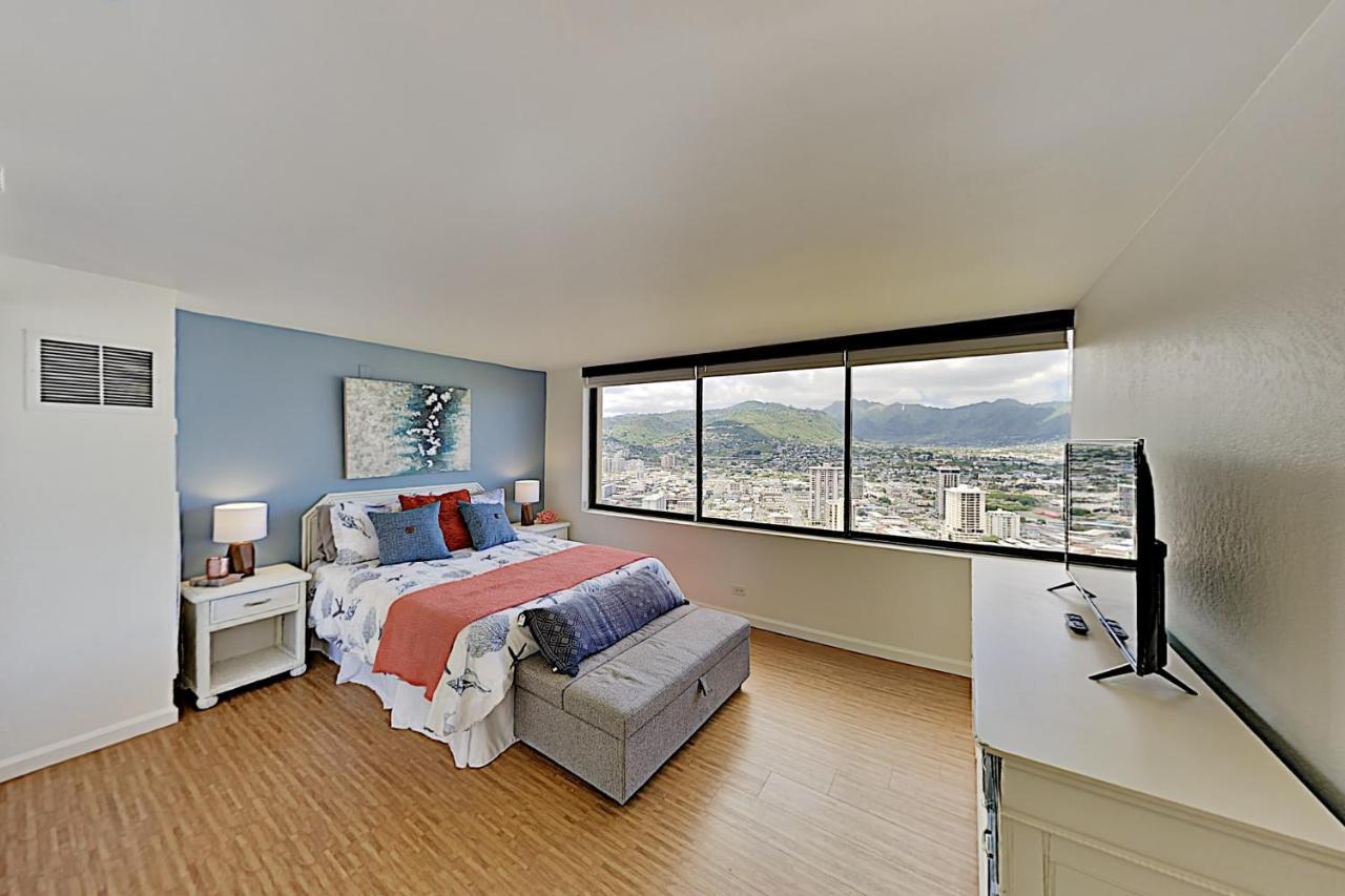 Apartment Hawaiian Monarch 203