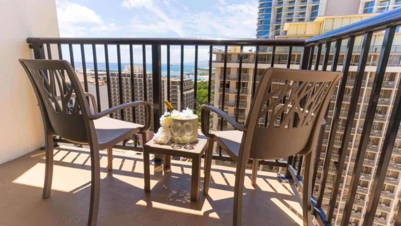 Apartment Private In Waikiki, Private Car Included, Beach Gear And Camping Gear Honolulu