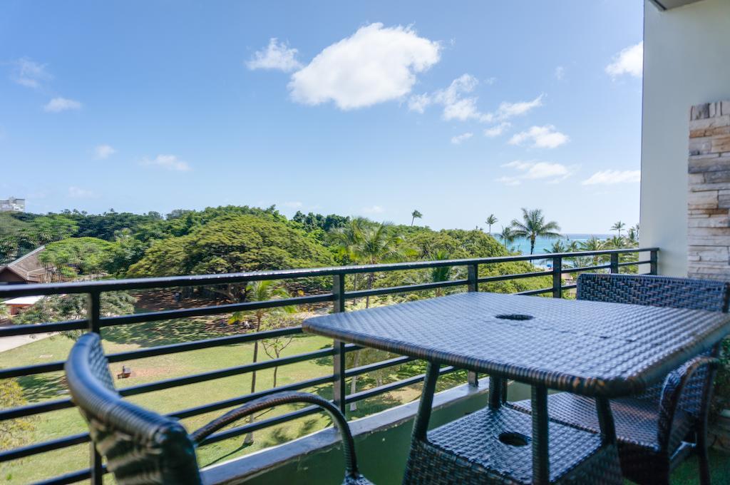 Castle At Waikiki Grand Honolulu