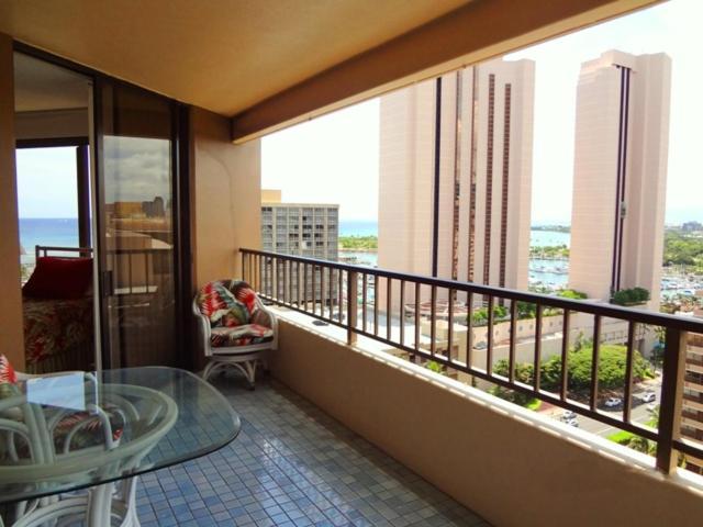 Apartment Waikiki Vacation 2br 88
