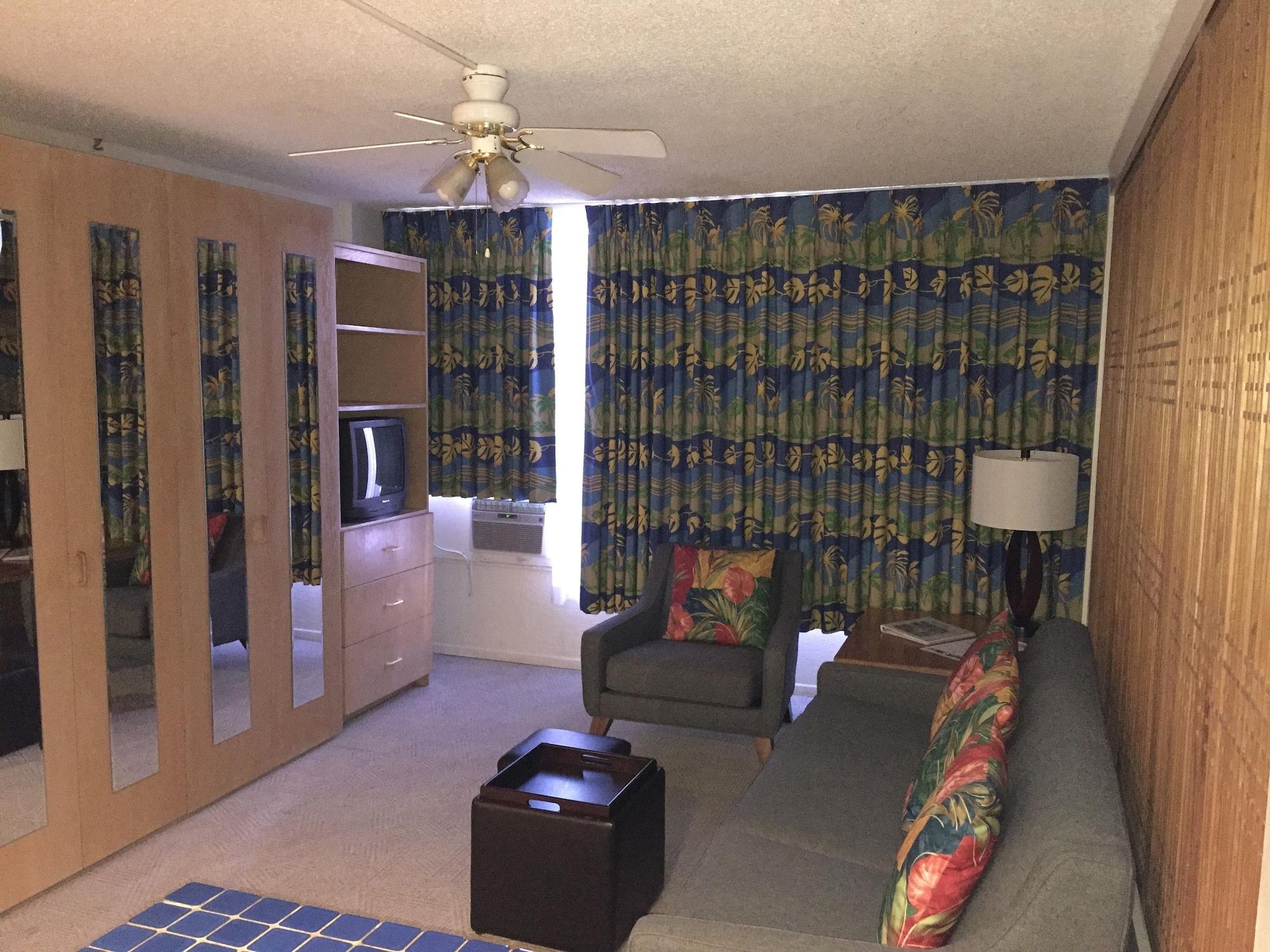 Kuhio Banyan 2*