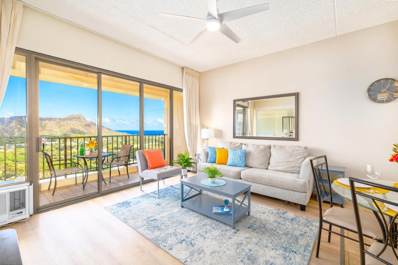 Ocean View Oasis With Free Parking, A Waikiki Gem! * Honolulu