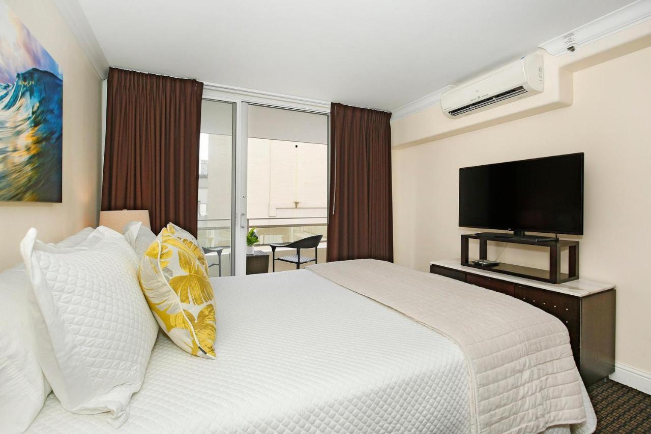 Regency On Beachwalk #46 Holiday home Honolulu