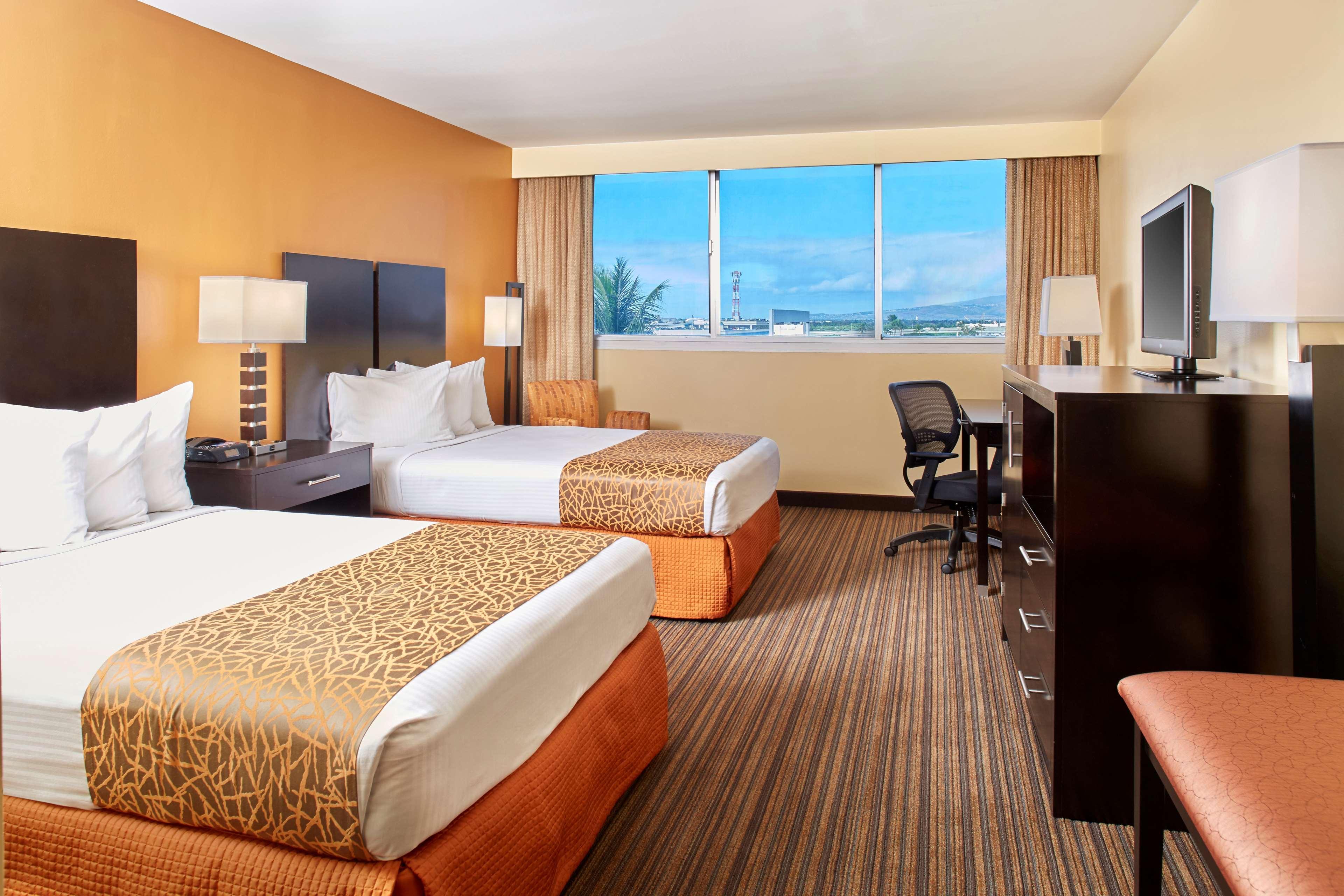 Western The Plaza Airport - Free Breakfast 3* Honolulu