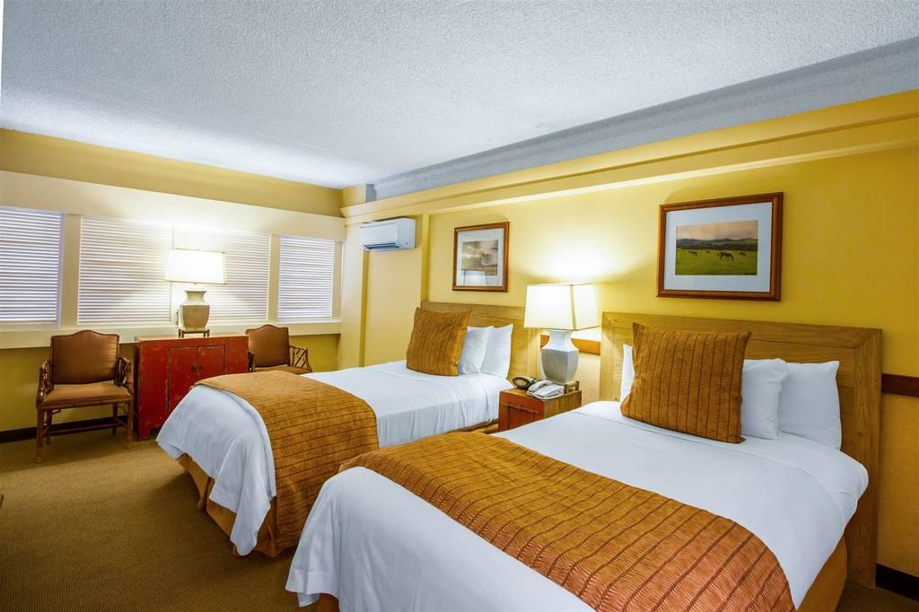 Hotel The Equus Honolulu