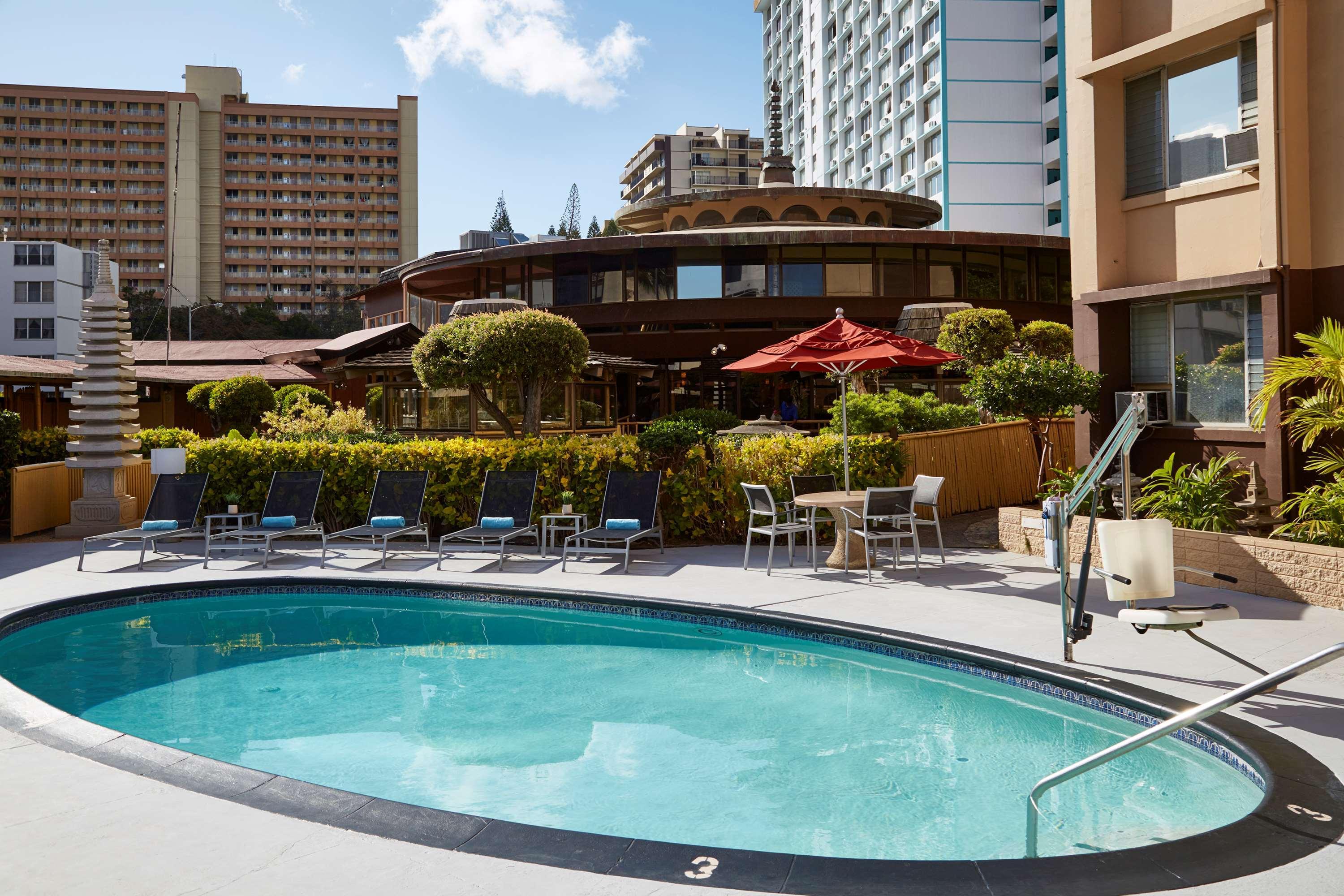 Pagoda Hotel 2*