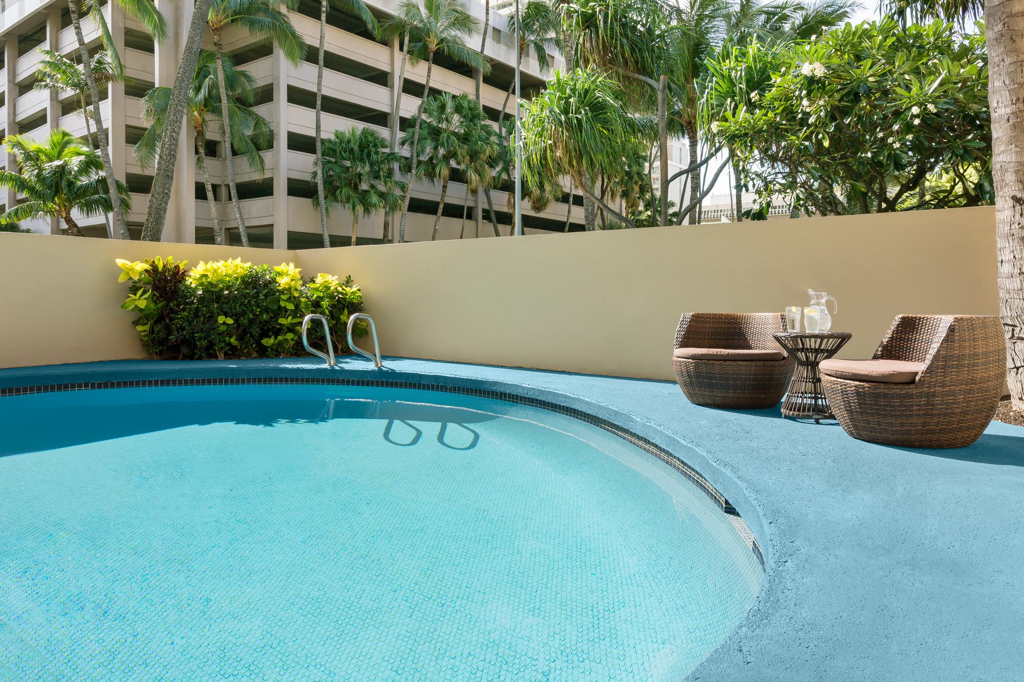 Hotel Courtyard By Marriott Waikiki