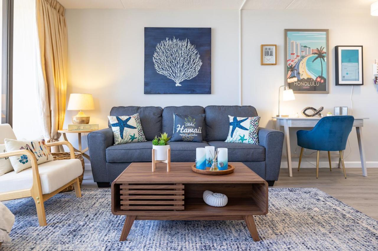 Waikiki Upscale 1 Bedroom - Ocean Views - Parking * Honolulu