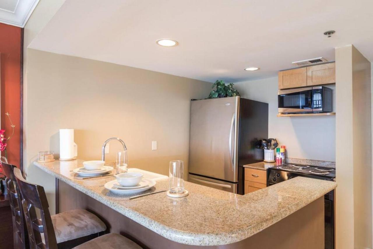Ilikai Apt 2106 - Spacious Studio With Spectacular Ocean & Harbor Views Holiday home