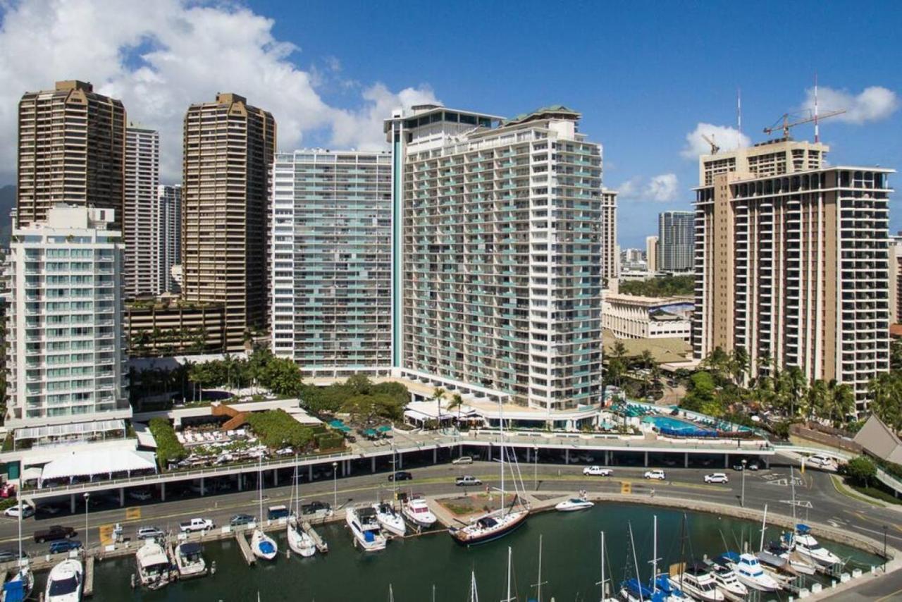Ilikai Apt 2106 - Spacious Studio With Spectacular Ocean & Harbor Views Holiday home *